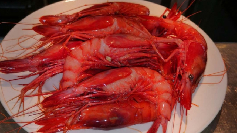 CUATRO FORMAS DE COCINAR LA GAMBA ROJA